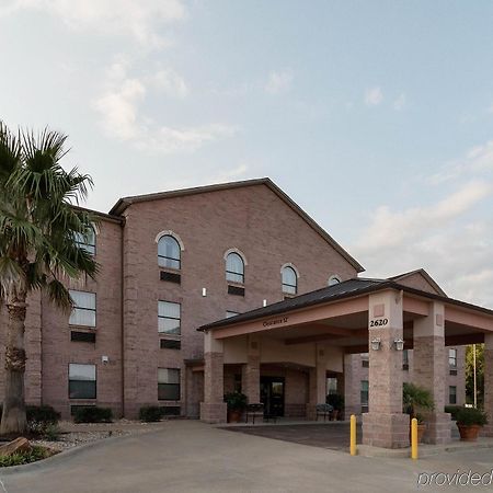 Quality Inn Buffalo Exterior photo